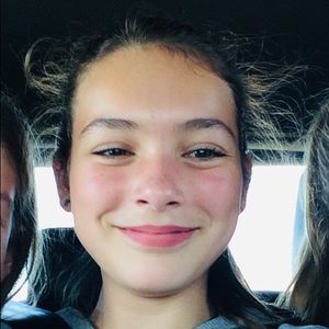 Meet your Posher, Lexie